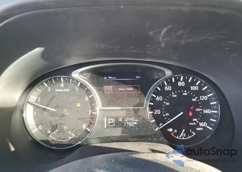 2014 Nissan Pathfinder S z USA, uszkodzony, nr VIN 5N1AR2MN1EC684778